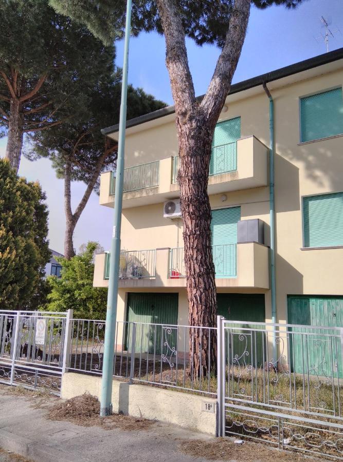 Mare Pineta 2 *